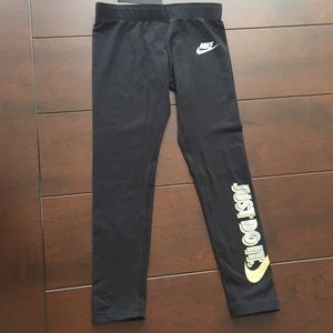 Nike Girls Sz S black leggings new